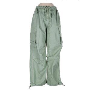 Nike Sportswear Women's Mid-Rise Oversized Cargo Trousers in Jade Horizon/Sail